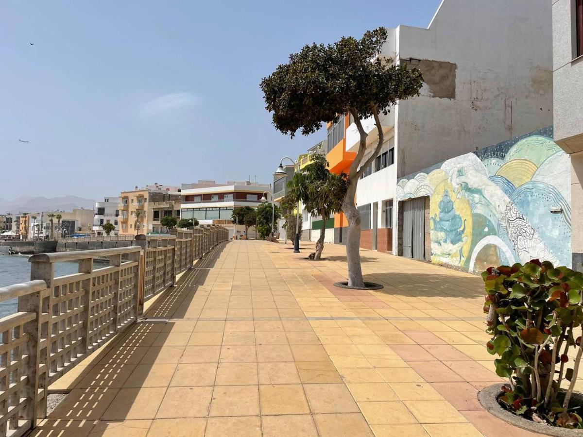 Amber House Daire Arinaga Dış mekan fotoğraf